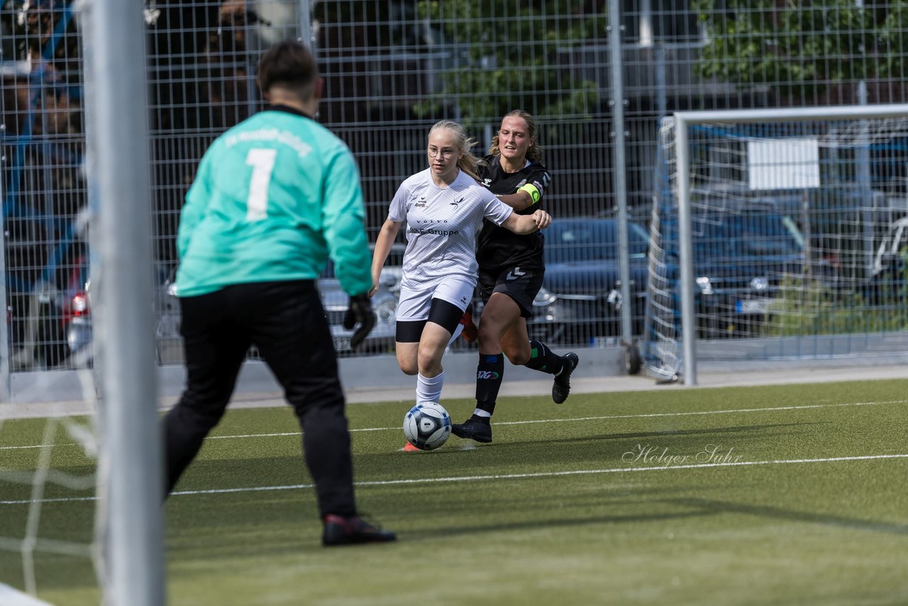 Bild 151 - wBJ Alstertal-Langenhorn - SV Henstedt-Ulzburg : Ergebnis: 4:1